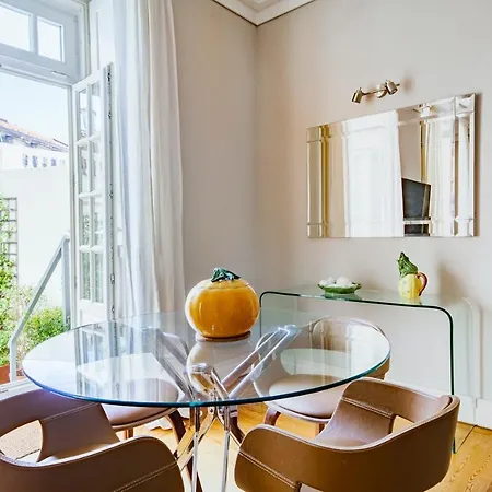 Apartamento Plum Guide - The Pious Eye